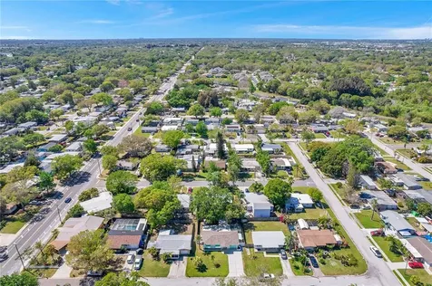 9460 55th Street N Pinellas Park FL 33782