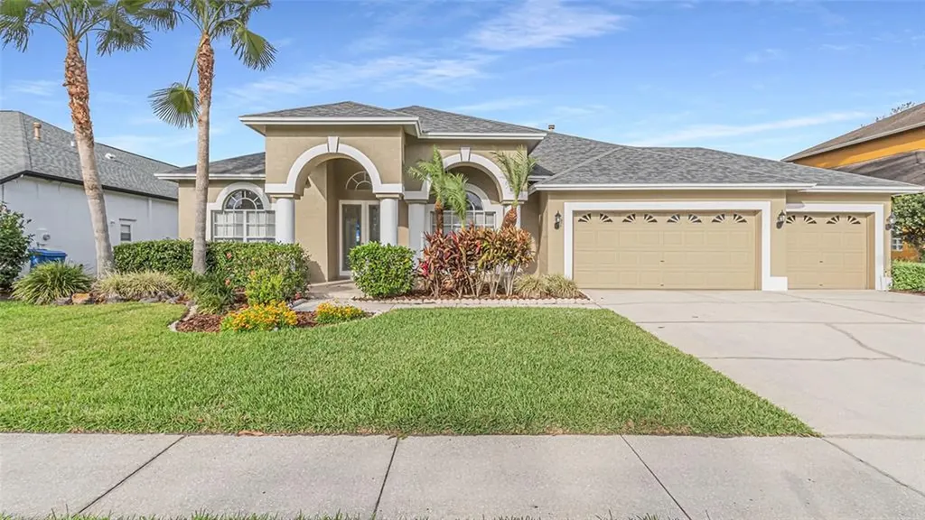 9916 Kingshyre Way Tampa FL 33647