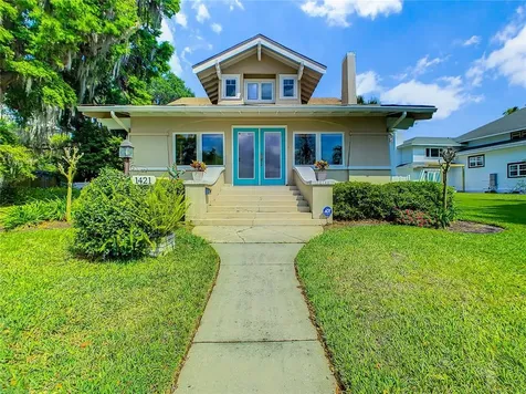 1421 N Lake Howard Drive Winter Haven FL 33881