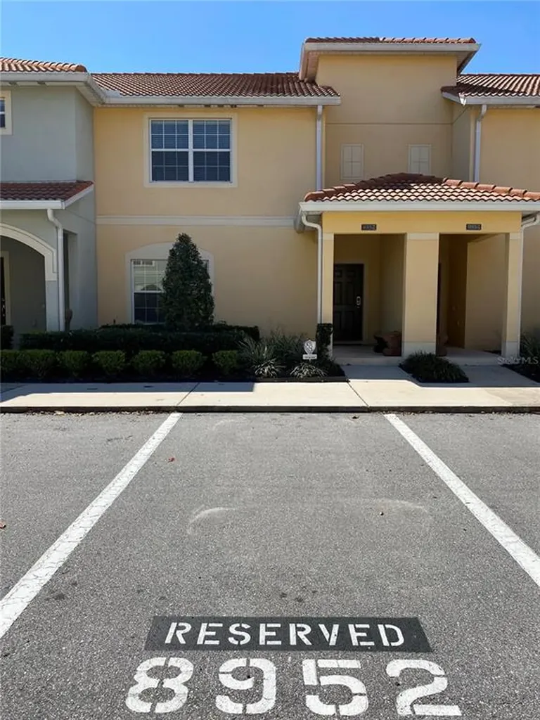 8952 Majesty Palm Road Kissimmee FL 34747