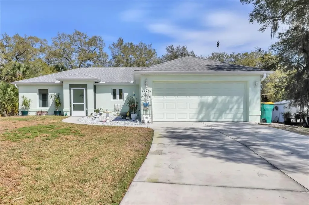 11781 Oceanspray Boulevard Englewood FL 34224
