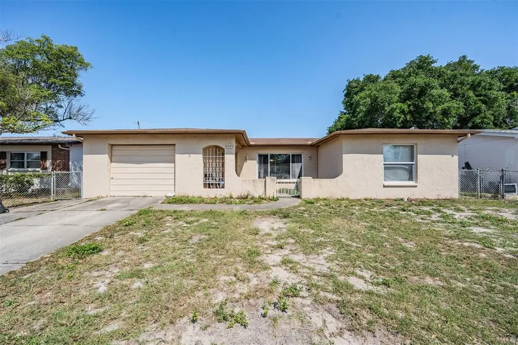 8525 Paxton Drive Port Richey FL 34668