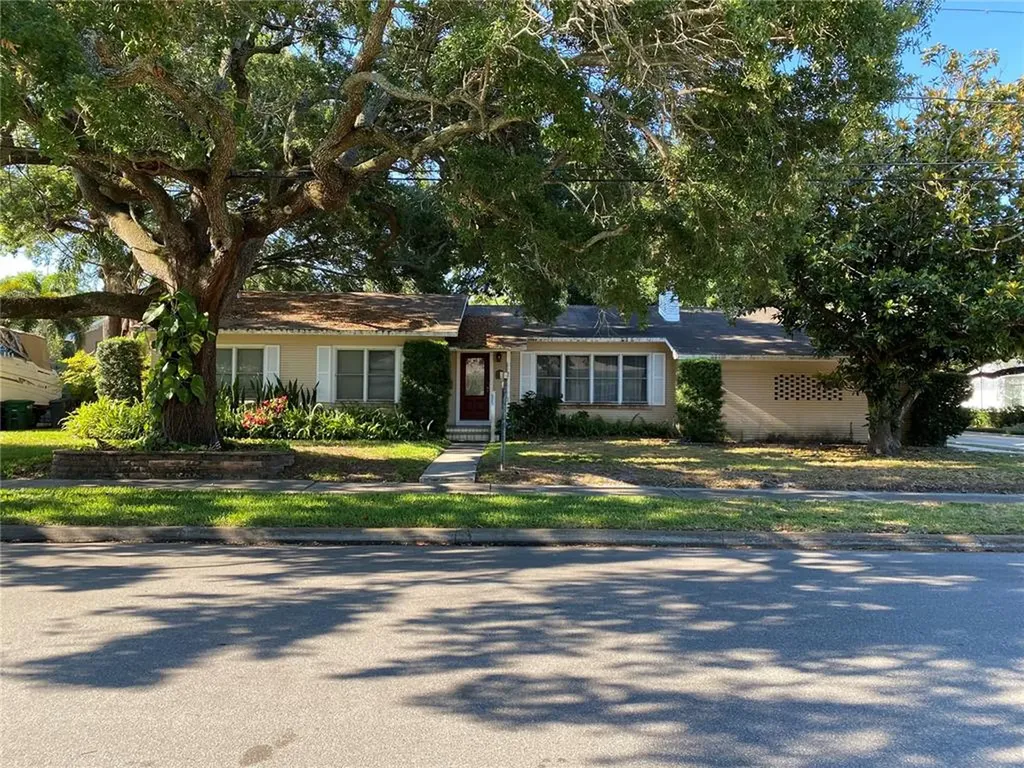 3814 W Barcelona Street Tampa FL 33629
