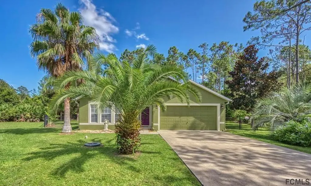 21 Zoffer Court Palm Coast FL 32164