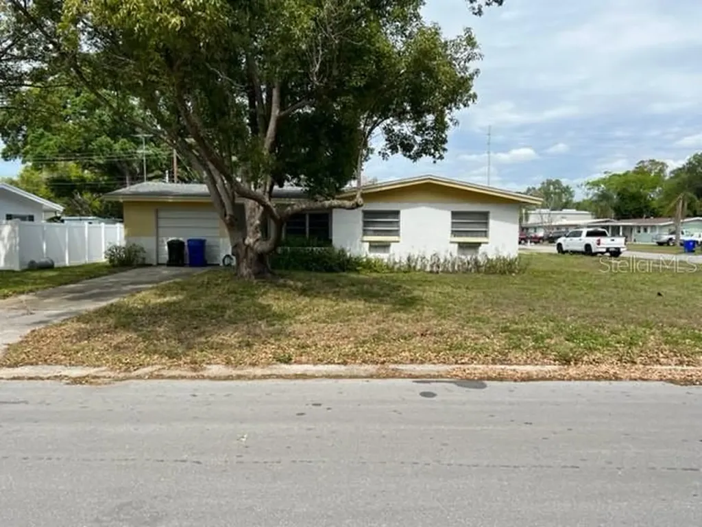 1190 Friar Tuck Lane Dunedin FL 34698