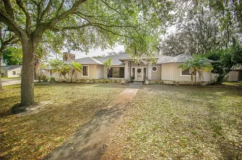 2212 Gatewood Street Plant City FL 33563