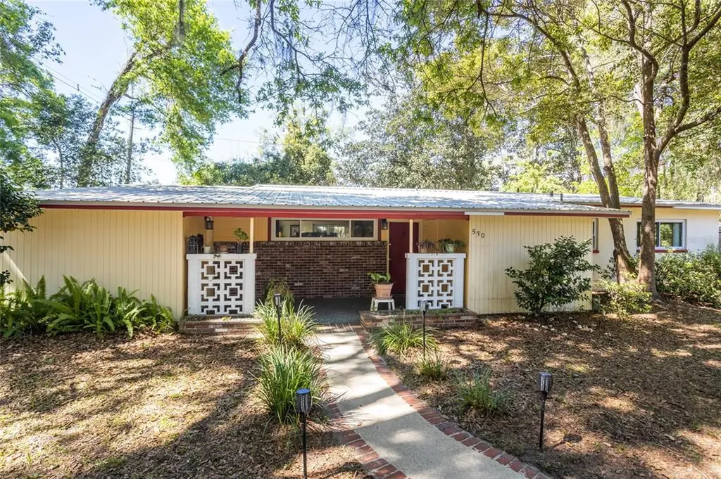 530 NE 8th Terrace Gainesville FL 32601
