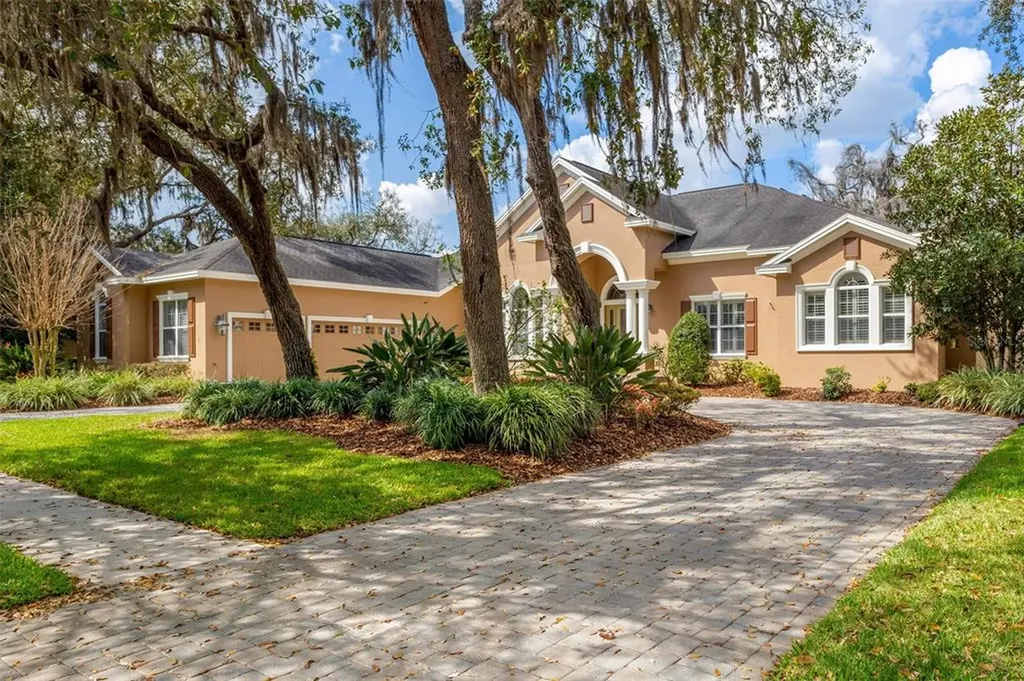 16308 Dunlindale Drive Lithia FL 33547