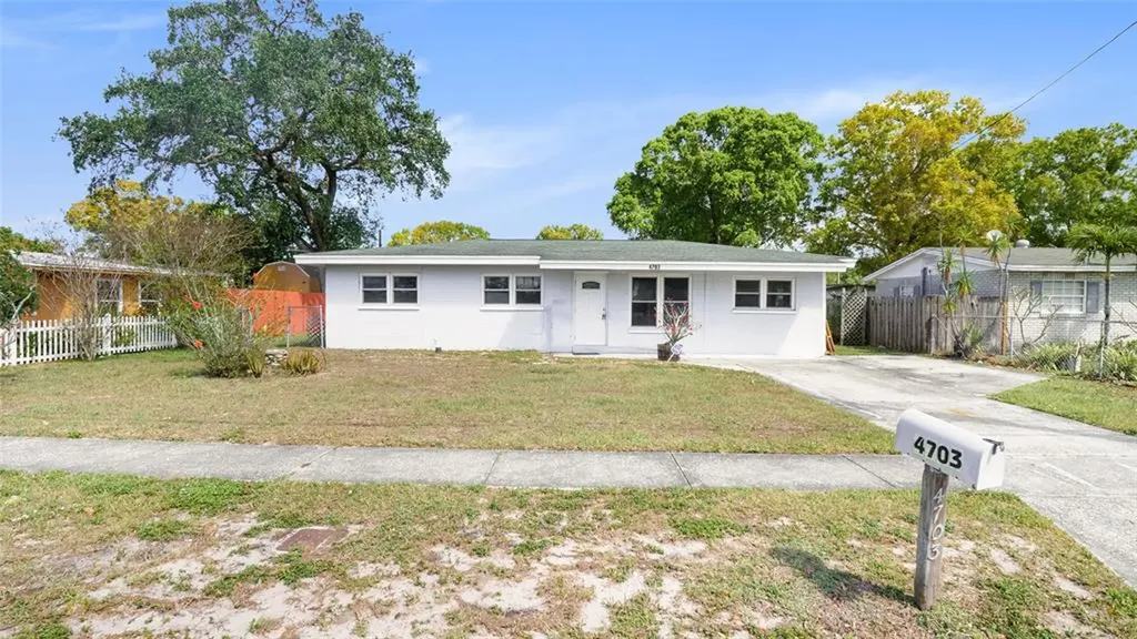 4703 W Montgomery Avenue Tampa FL 33616
