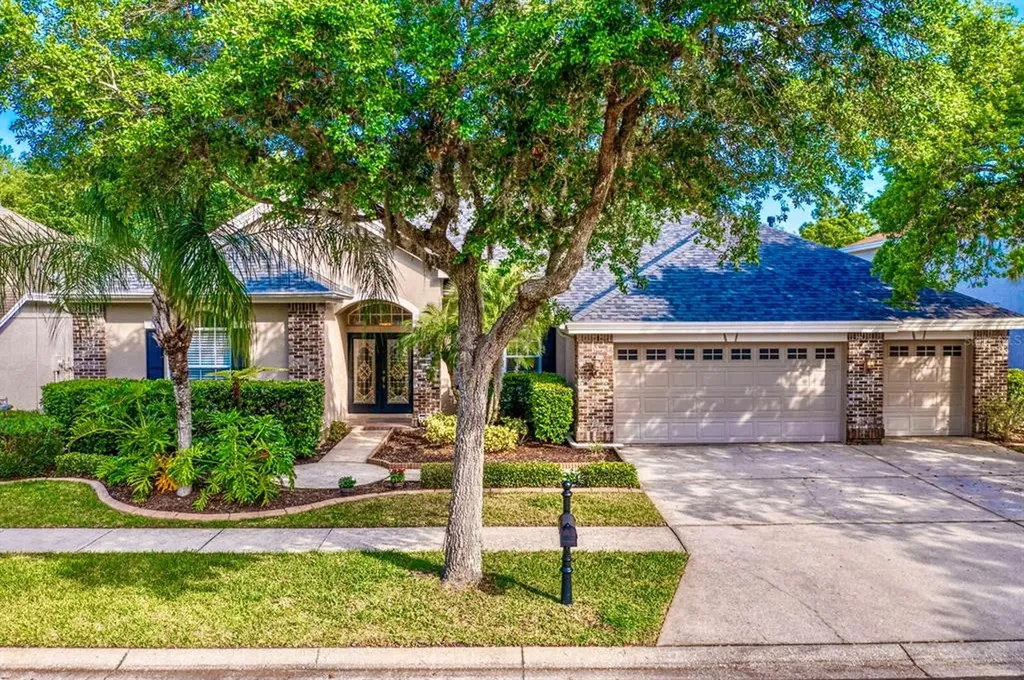 8208 Nature Cove Way Tampa FL 33647