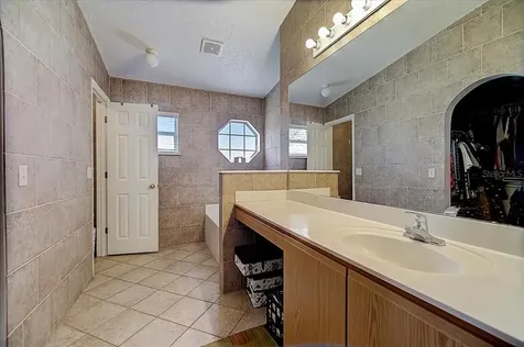 13056 Waterbourne Drive Gibsonton FL 33534