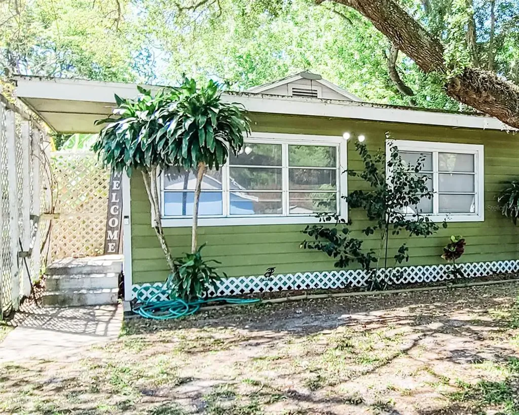 210 Florida Avenue Winter Garden FL 34787