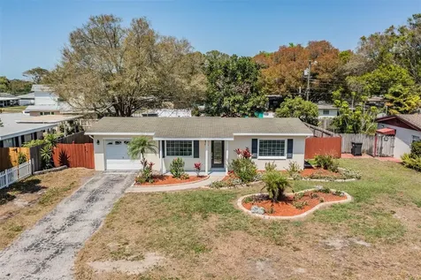5293 56th Terrace N St Petersburg FL 33709
