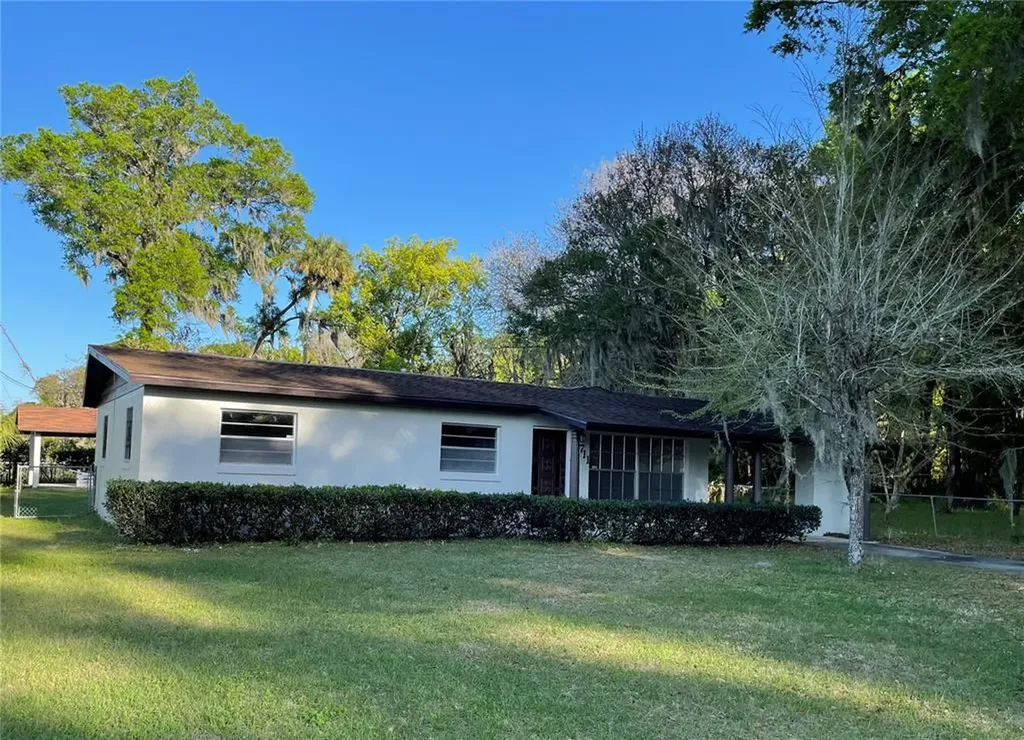 1711 NW 24th Court Ocala FL 34475