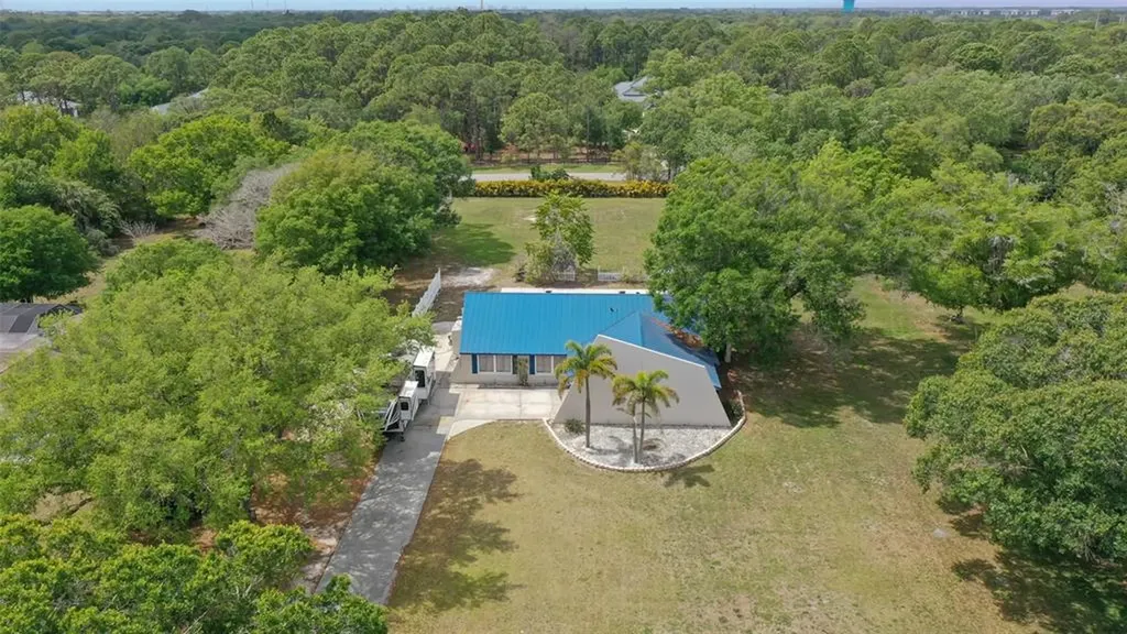 2029 Racimo Drive Sarasota FL 34240