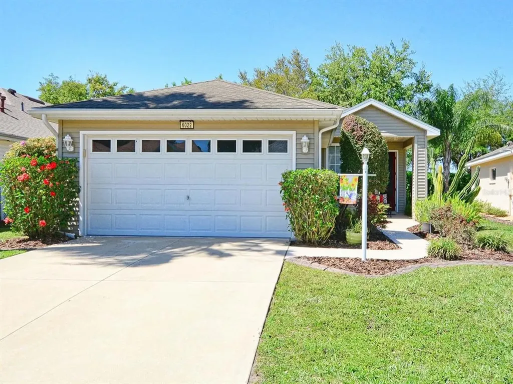 6022 Armada Street Tavares FL 32778