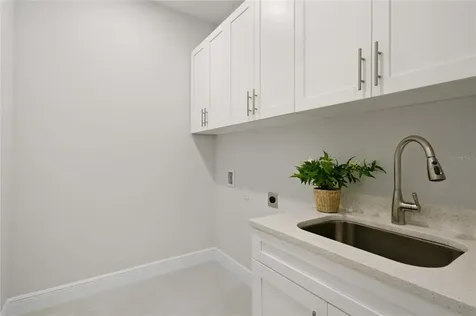 406 NW 7th Place Cape Coral FL 33993