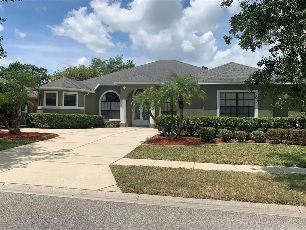 1936 Cascades Cove Drive Orlando FL 32820
