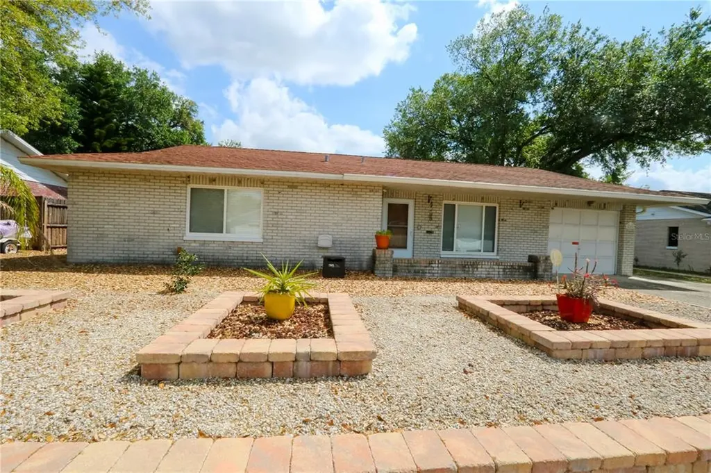 4205 Orange Street Seffner FL 33584