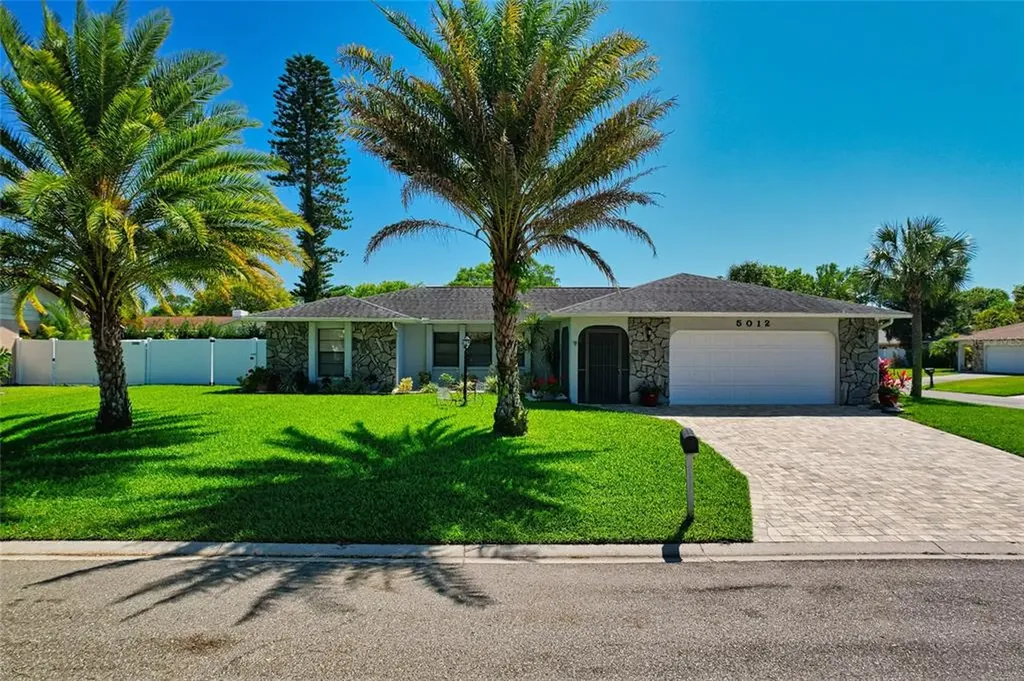 5012 Vassar Lane Sarasota FL 34243