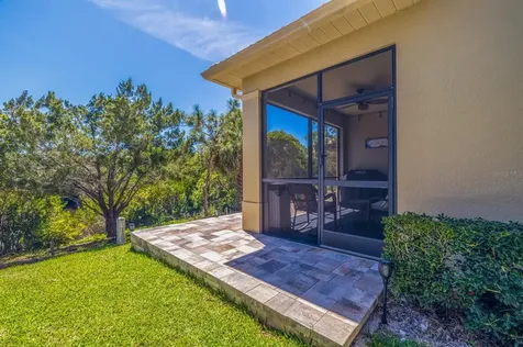 8244 Lapin Court Seminole FL 33777