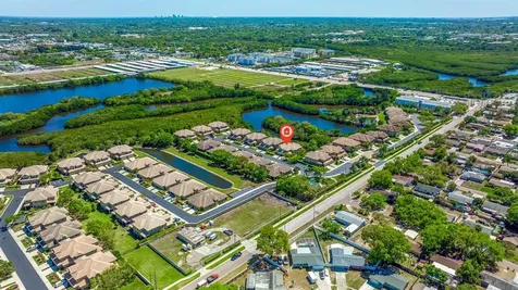 8244 Lapin Court Seminole FL 33777