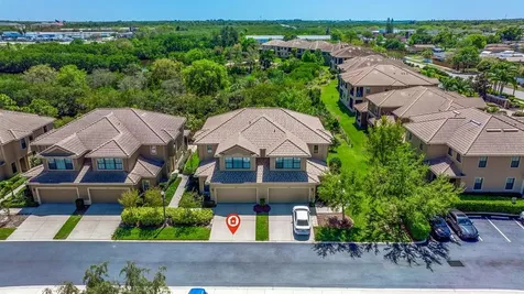 8244 Lapin Court Seminole FL 33777