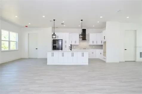 29127 Old Mill E Tavares FL 32778