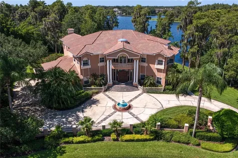 16606 Villalenda De Avila Tampa FL 33613