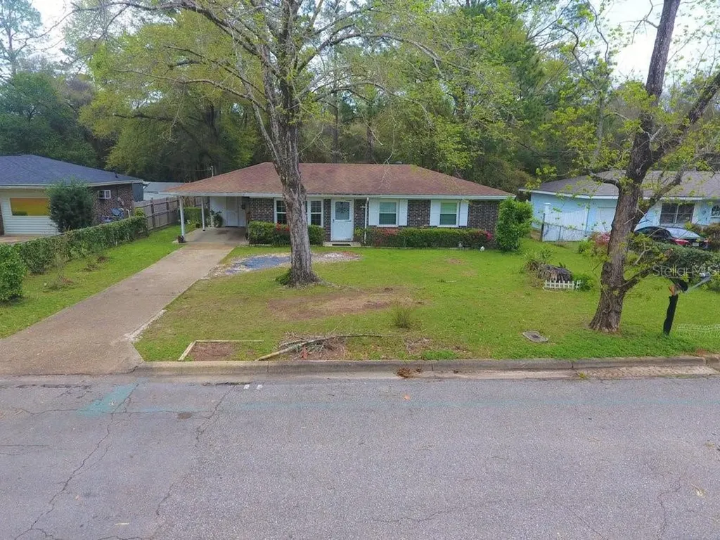 751 S Love Street Quincy FL 32351