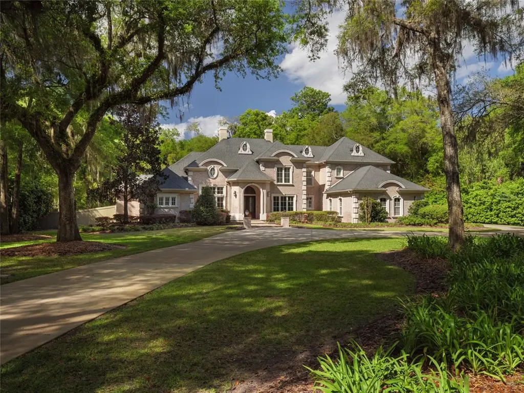 10828 SW 27th Avenue Gainesville FL 32608