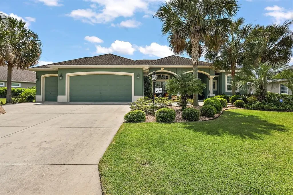 2110 Lake Ridge Drive The Villages FL 32162