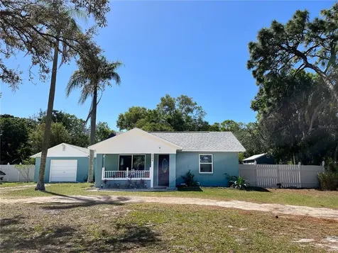 2504 Dryer Avenue Largo FL 33770