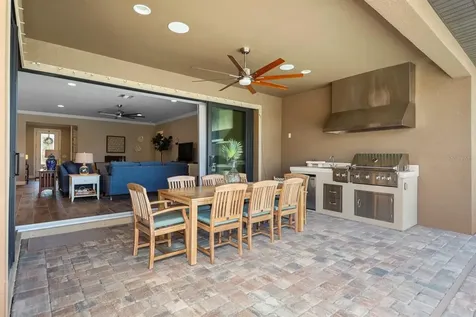 16931 Winthrop Place Bradenton FL 34202