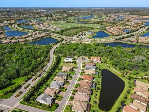 16931 Winthrop Place Bradenton FL 34202