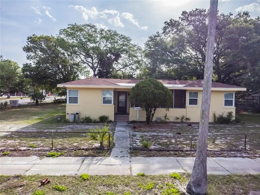 1800 25th Street S St Petersburg FL 33712