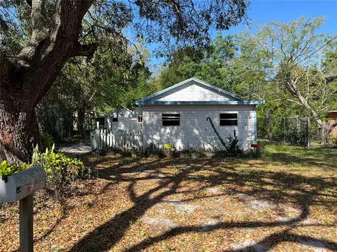9406 N 18th Street Tampa FL 33612