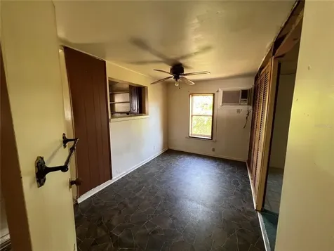 9406 N 18th Street Tampa FL 33612