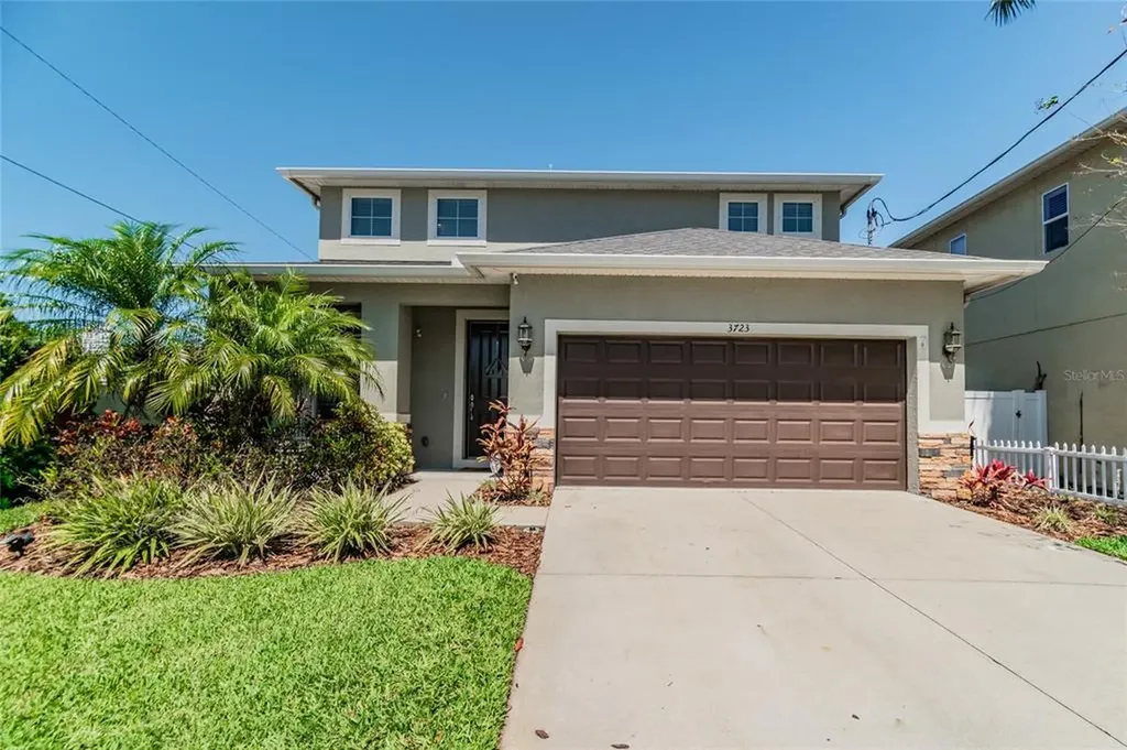 3723 W Tacon Street Tampa FL 33629