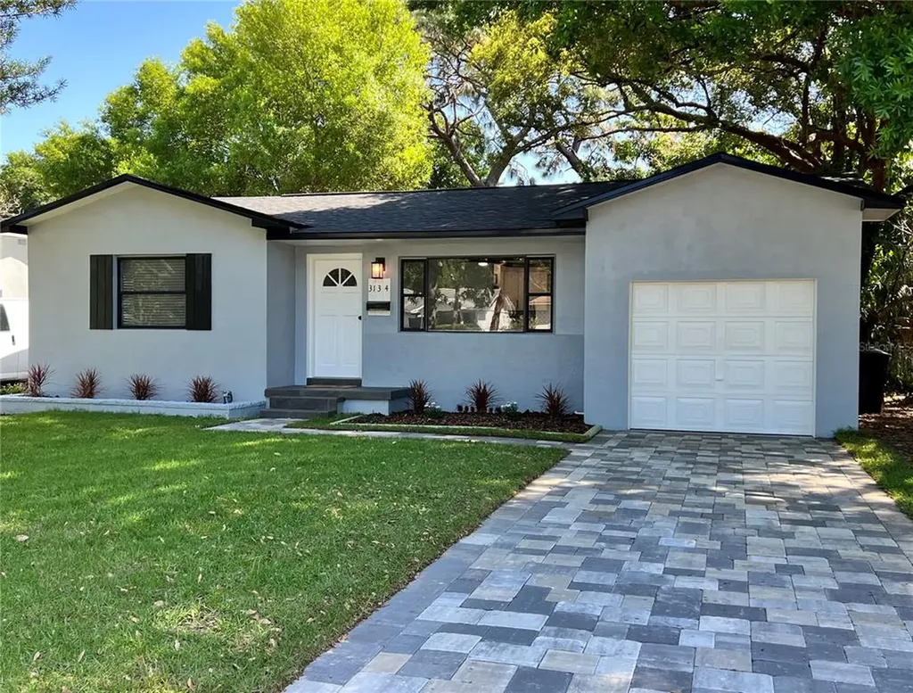 3134 32nd Avenue N St Petersburg FL 33713