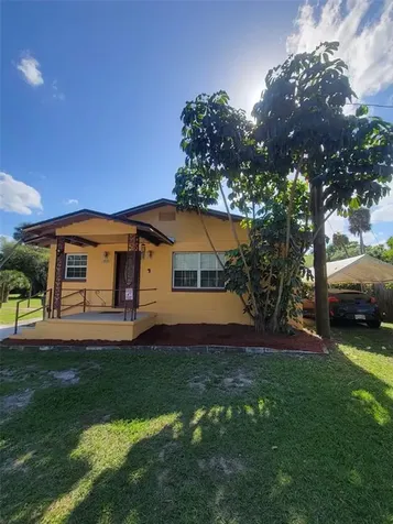 1017 W Lake Marion Road Haines City FL 33844