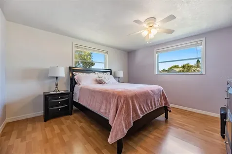 5252 Mosaic Drive Holiday FL 34690