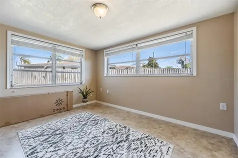 5252 Mosaic Drive Holiday FL 34690