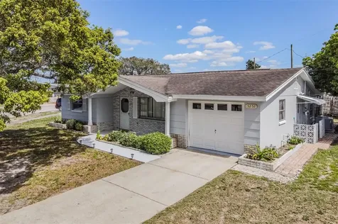 5252 Mosaic Drive Holiday FL 34690