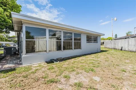 5252 Mosaic Drive Holiday FL 34690