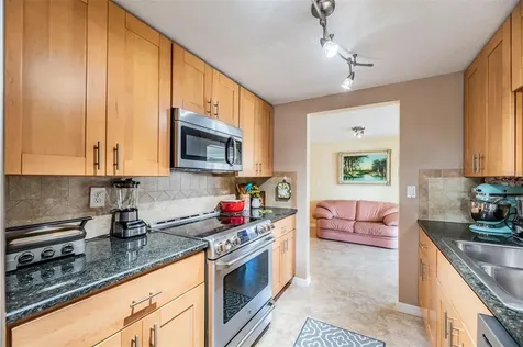 5252 Mosaic Drive Holiday FL 34690