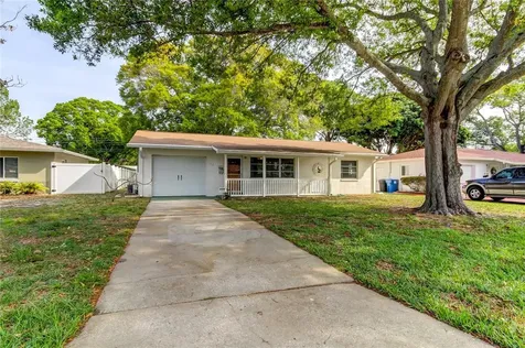 5443 12th Avenue N St Petersburg FL 33710