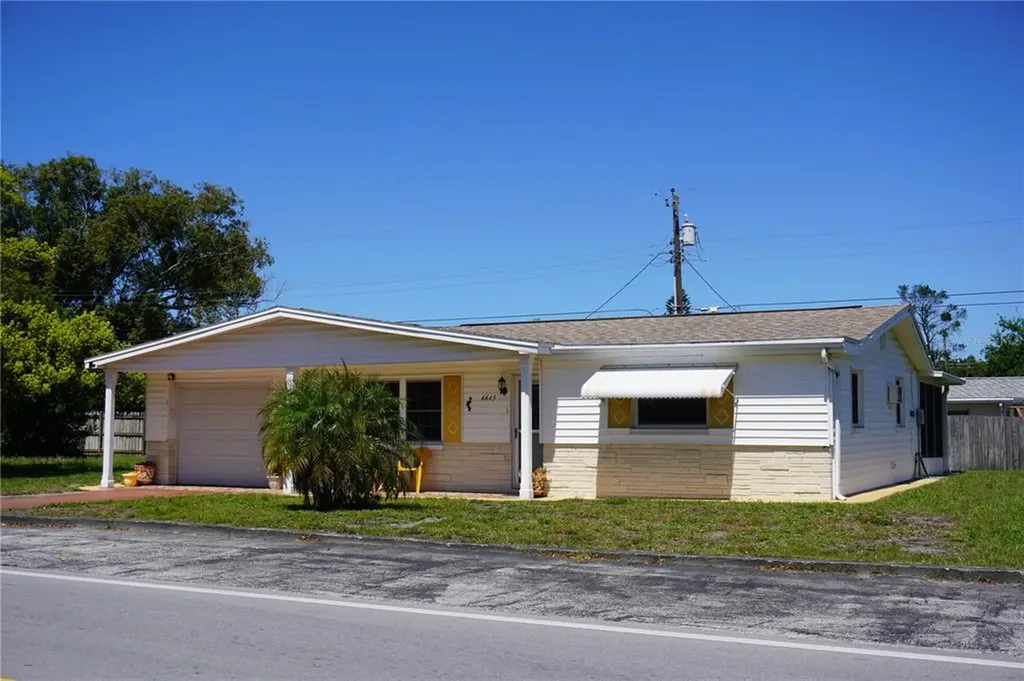 4645 Darlington Road Holiday FL 34690
