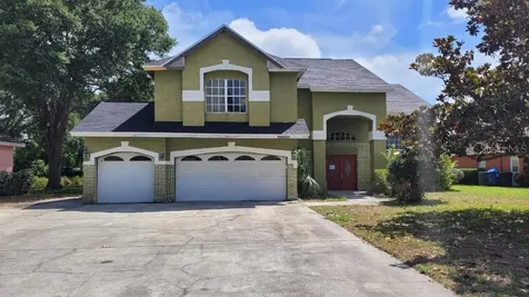 2585 Gomaz Way S St Petersburg FL 33712
