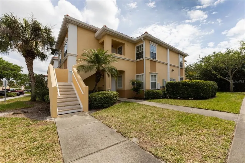 1010 Villagio Circle Sarasota FL 34237